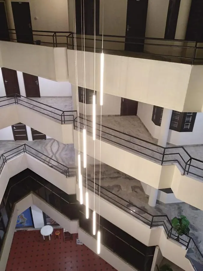 Pmr Grandays Hotel Malappuram