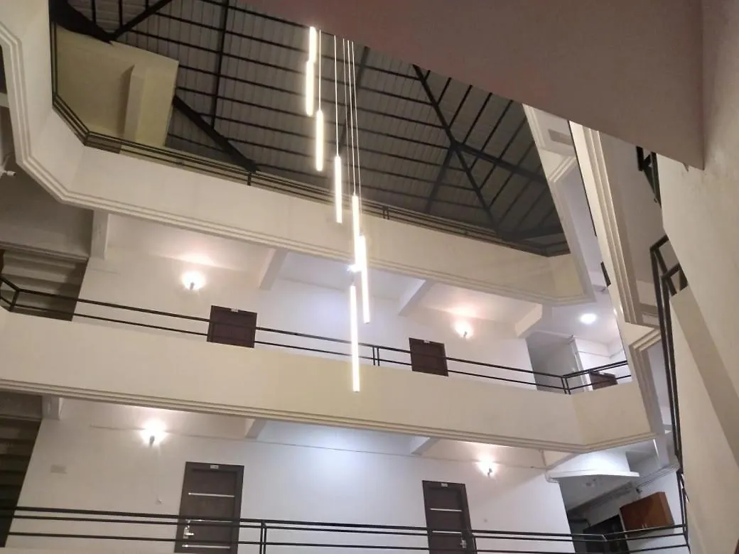 Pmr Grandays Hotel Malappuram