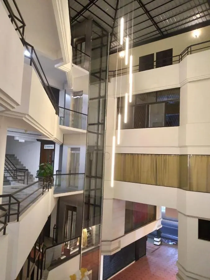 Pmr Grandays Hotel Malappuram