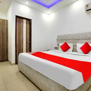 O Av Continental Hotel Zirakpur