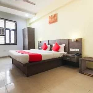 Oyo 67810 Lals Hotel Agra (Uttar Pradesh)